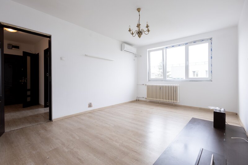 Titan, metrou 1 Decembrie 1918 vanzare apartament 4 camere